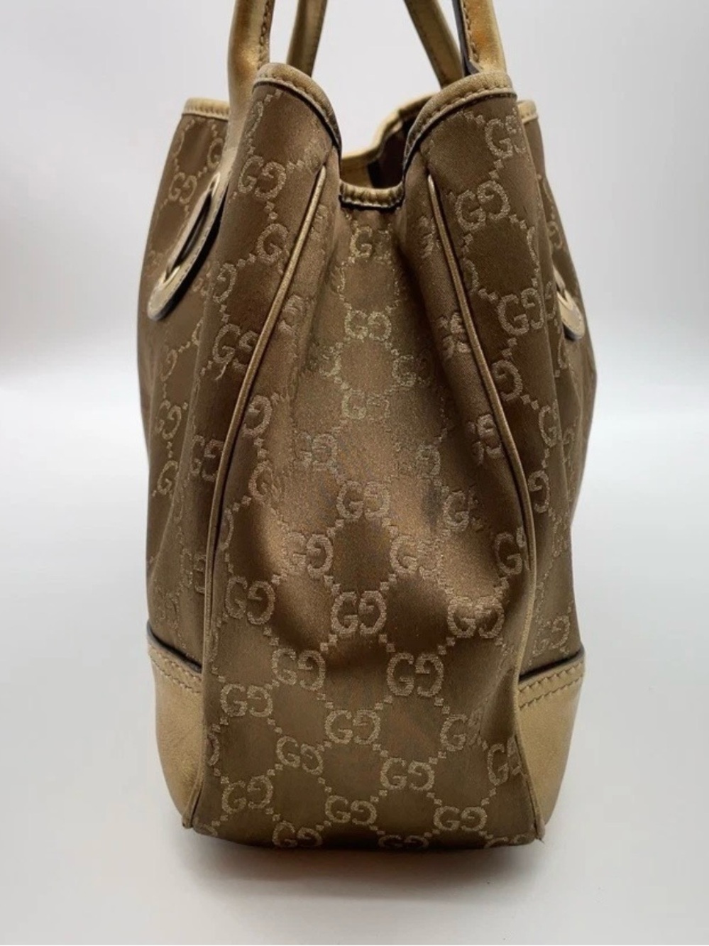 Authentic Gucci Metallic Brown GG Monogram Shoulder Bag - Picture 9 of 16